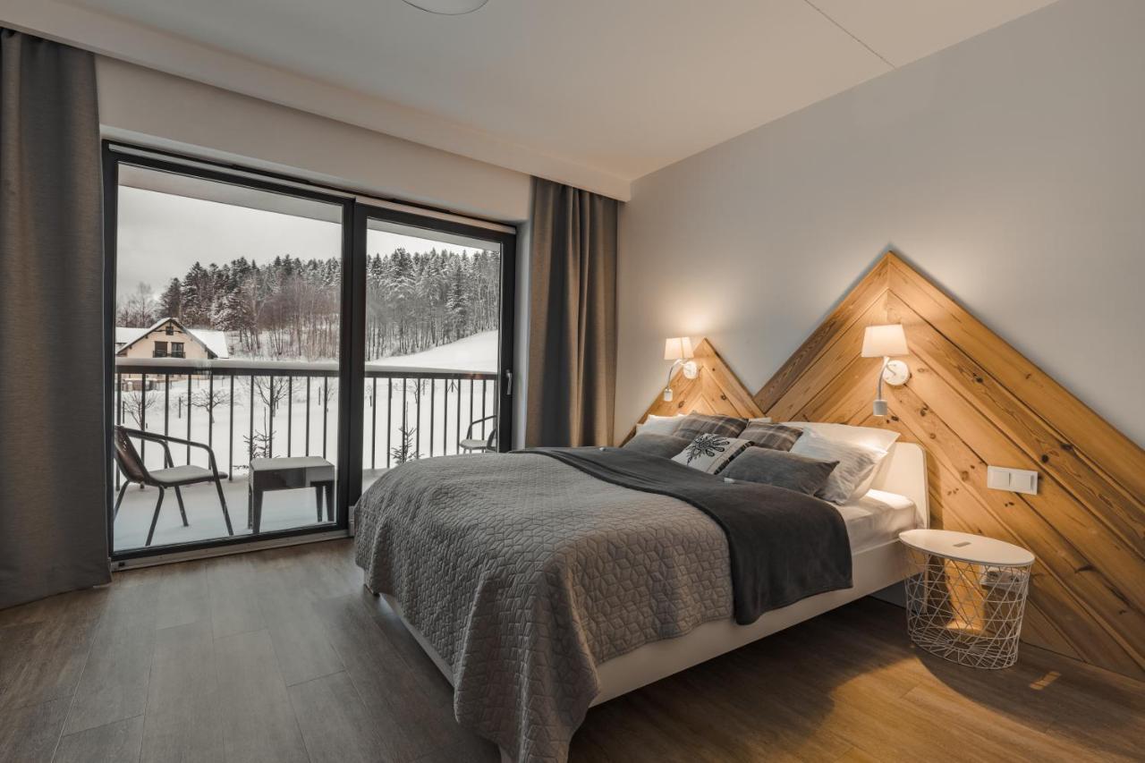 Szczyrk Ptasie Apartamenty Nowosc Z Widokiem Na Gory ภายนอก รูปภาพ