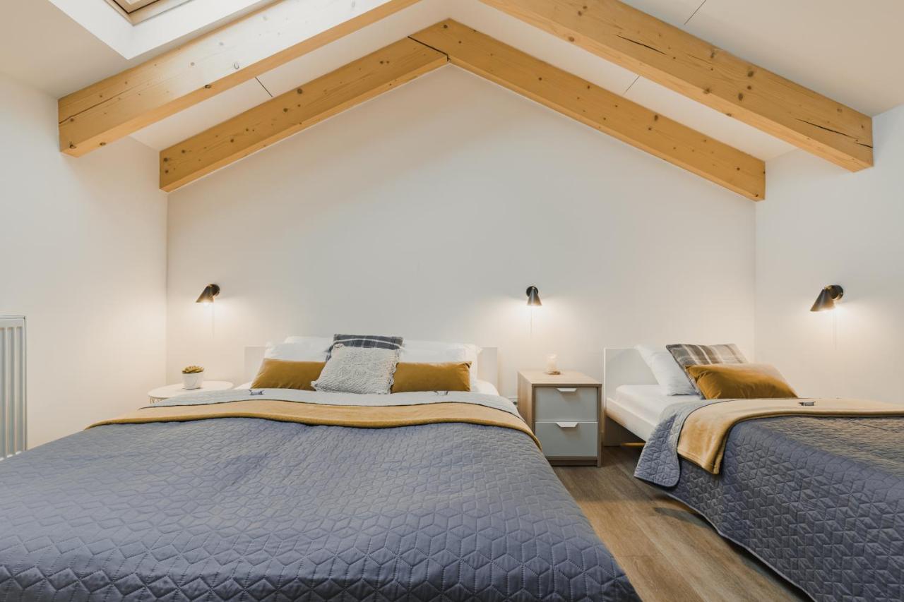 Szczyrk Ptasie Apartamenty Nowosc Z Widokiem Na Gory ภายนอก รูปภาพ