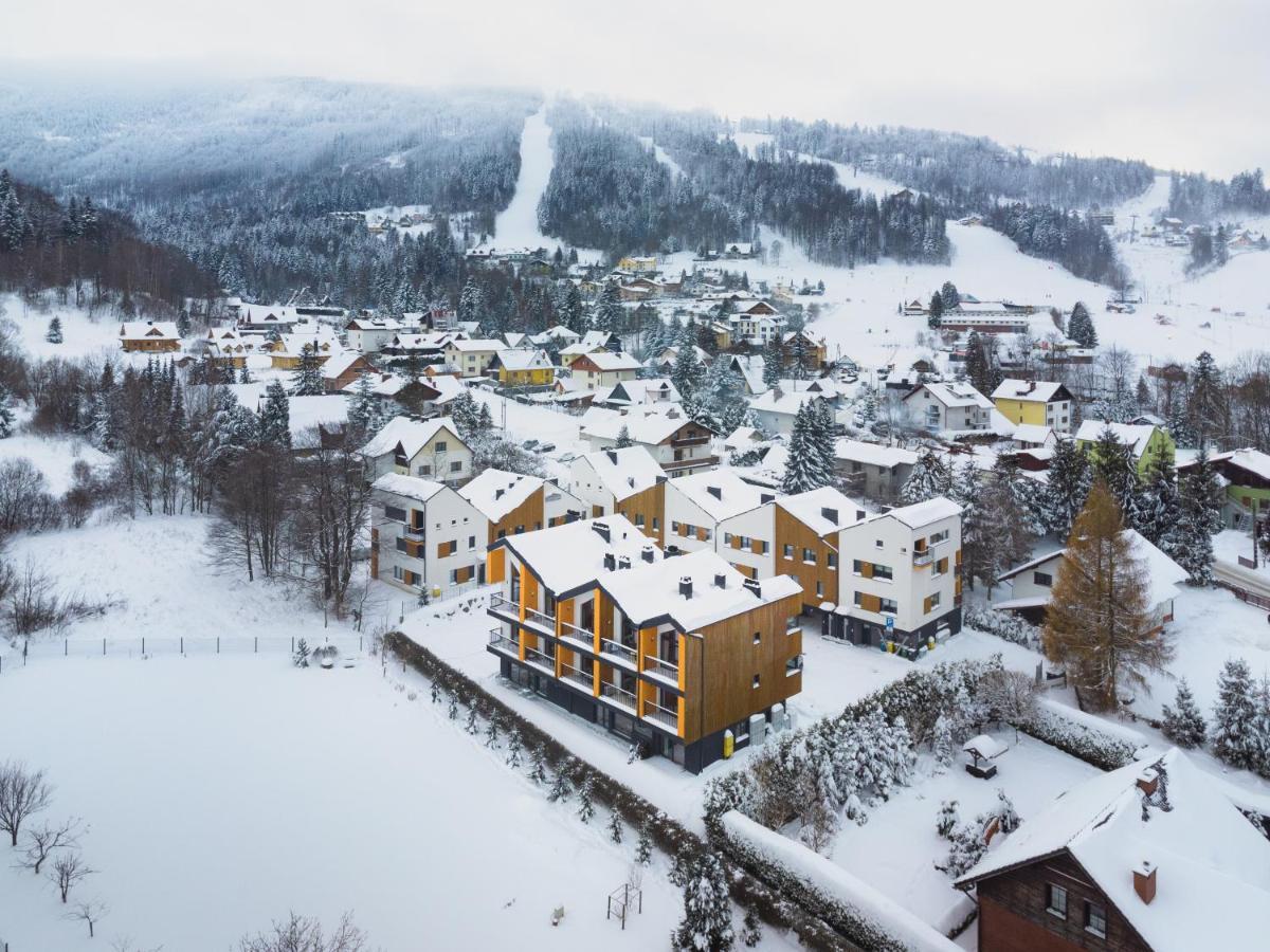 Szczyrk Ptasie Apartamenty Nowosc Z Widokiem Na Gory ภายนอก รูปภาพ